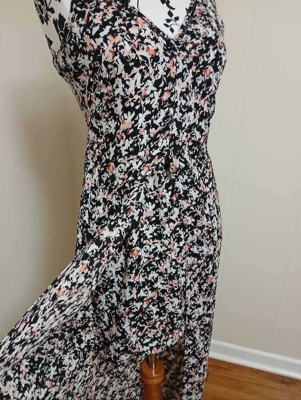 White House Black Market High Low Maxi Dress - Picture 3 of 7